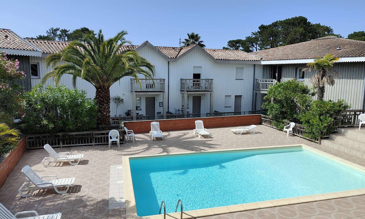 Le Canon Apartment | Duplex with Pool in Le Canon, 200m from the Bay