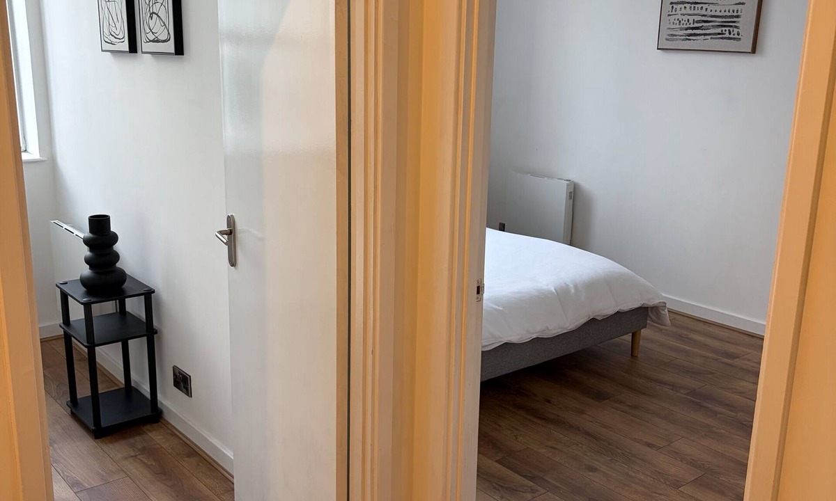 Chelmsford Apartment | Durrant Apartment by Stays Accommodation