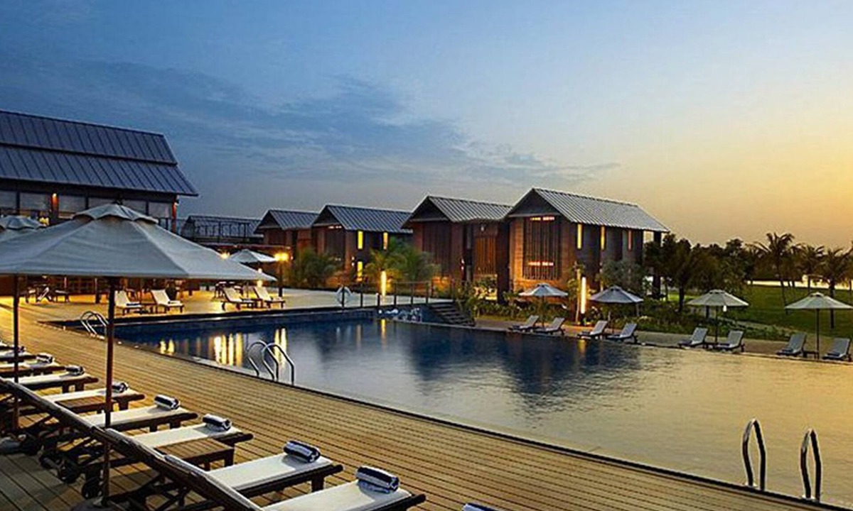 Kampung Leban Hotel | Duyong Marina & Resort