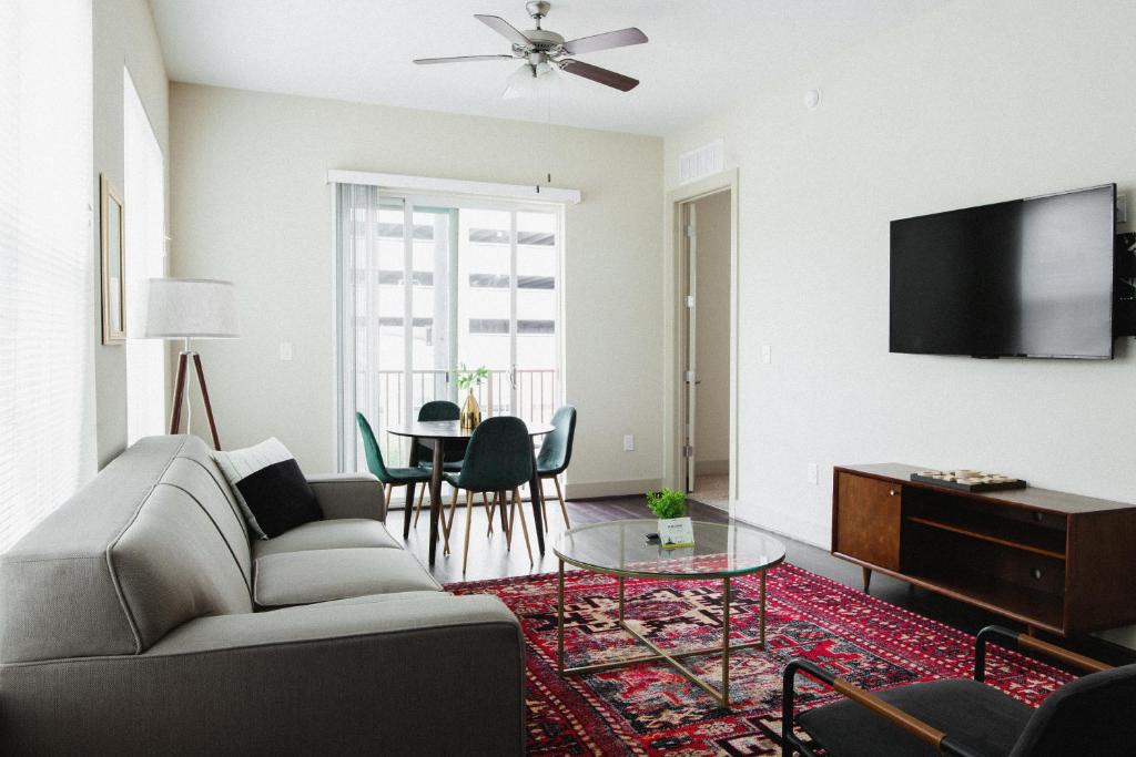 Montgomery Apartment | Dwella at 79 Commerce Street