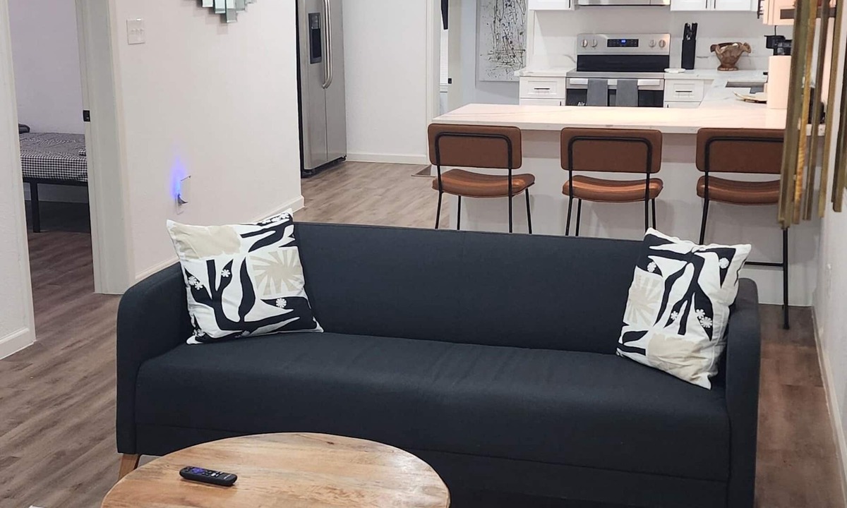 Greater East End House | EADO Escape l Close to Everything-Convenient, Downtown, Astro & Rockets Stadiums