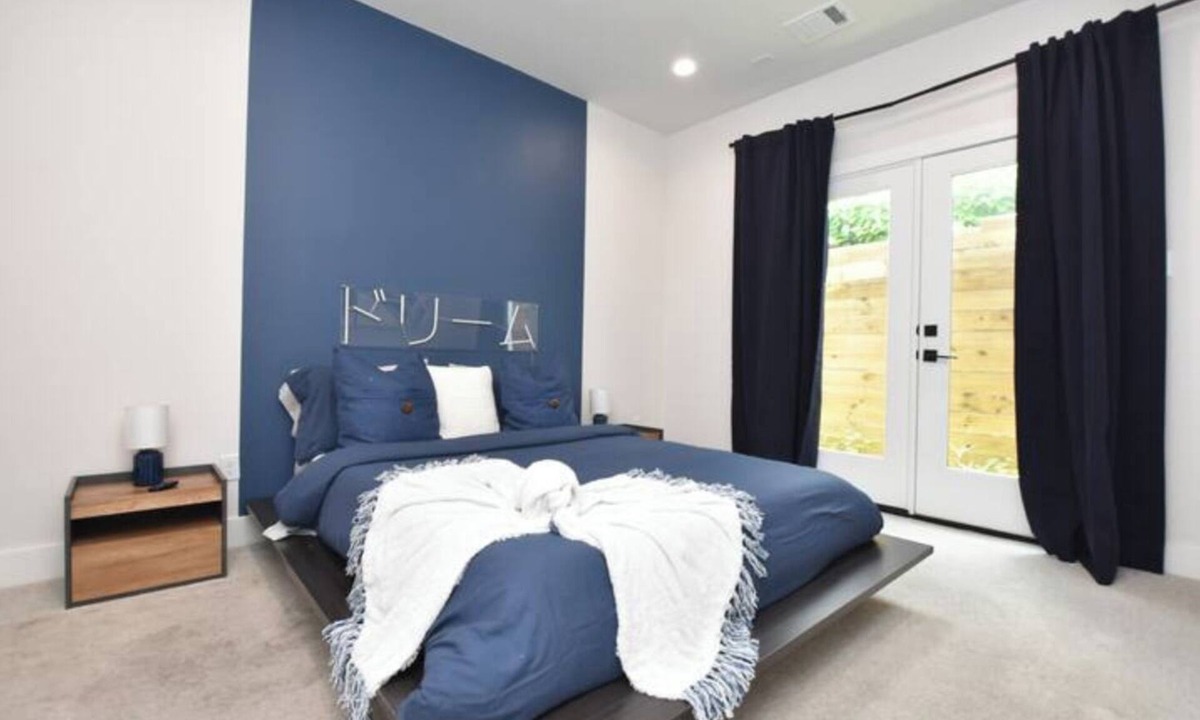 East Downtown Houston House | EadoAdventures