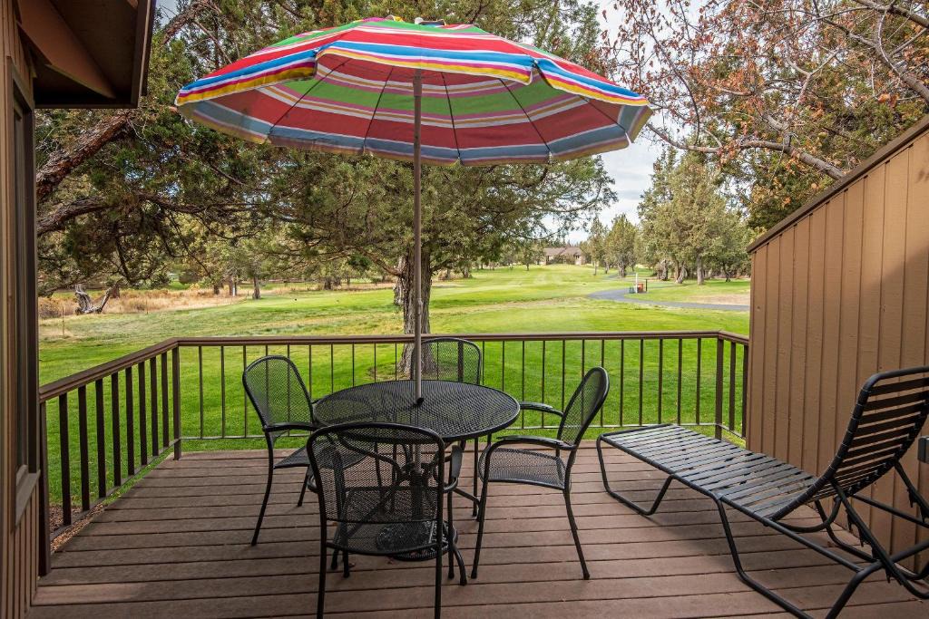 Redmond House | Eagle Crest on the Green - Meredith Lodging