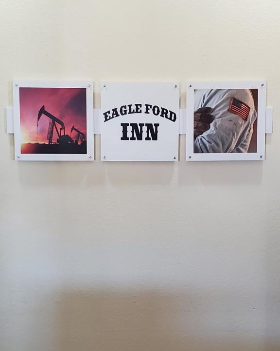 Floresville Hotel | Eagle Ford Inn