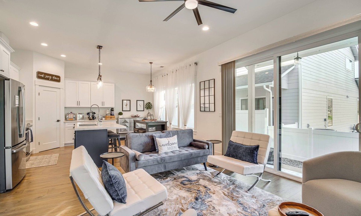 Eagle Point House | Eagle Point Golf Retreat: Pool Access + Patio!