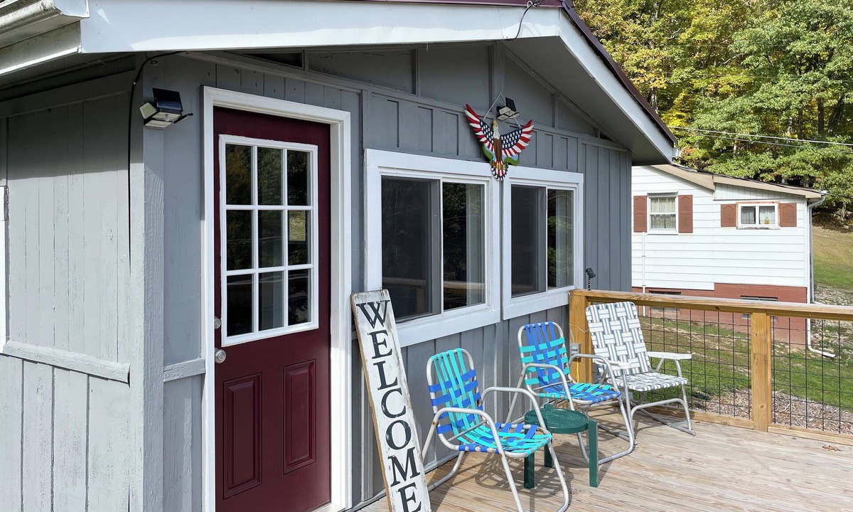 West Hickory House | Eagle's Peak Cottage