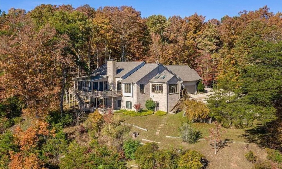 Clifftops House | Eagle's Point - Sleeps 12 with an incredible view!