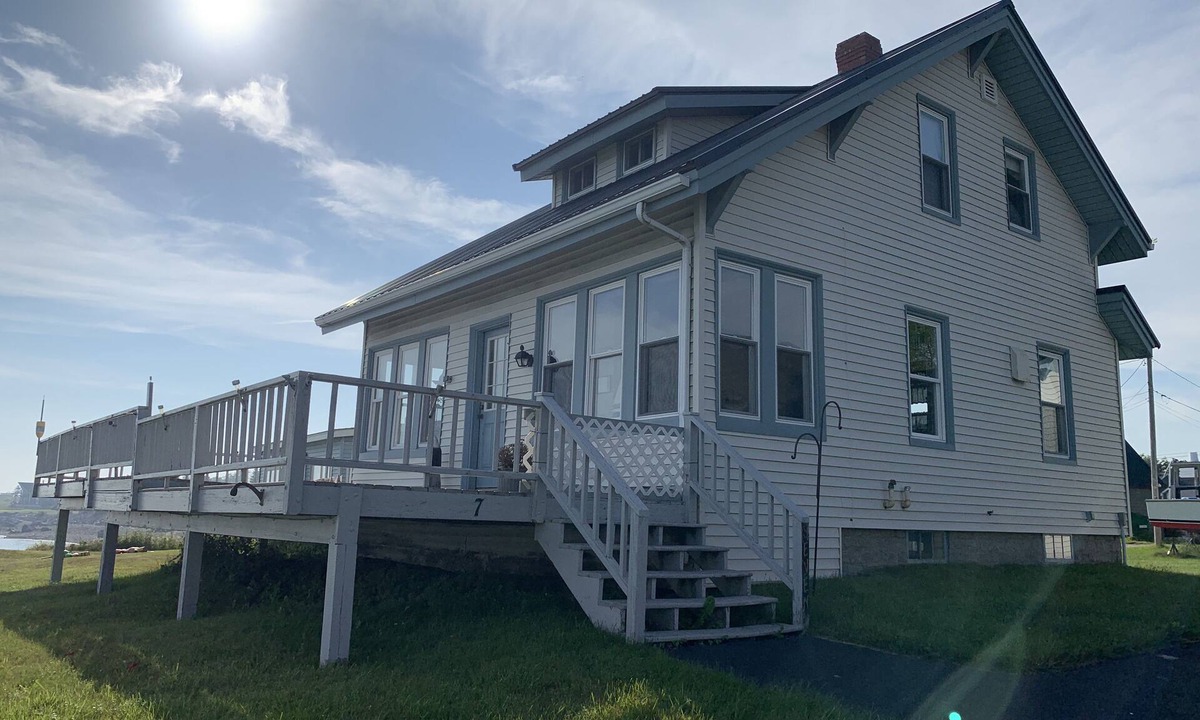 Jonesport House | EAGLE'S REST