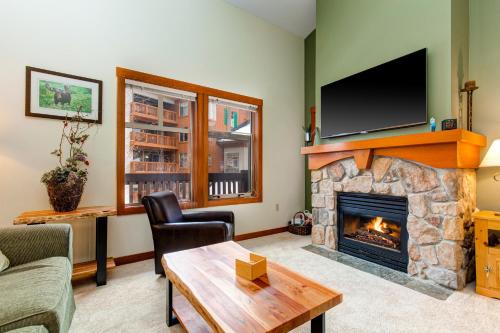 Salt Lake Mountain Resorts Apartment | Eagle Springs East 302: Boxelder Suite