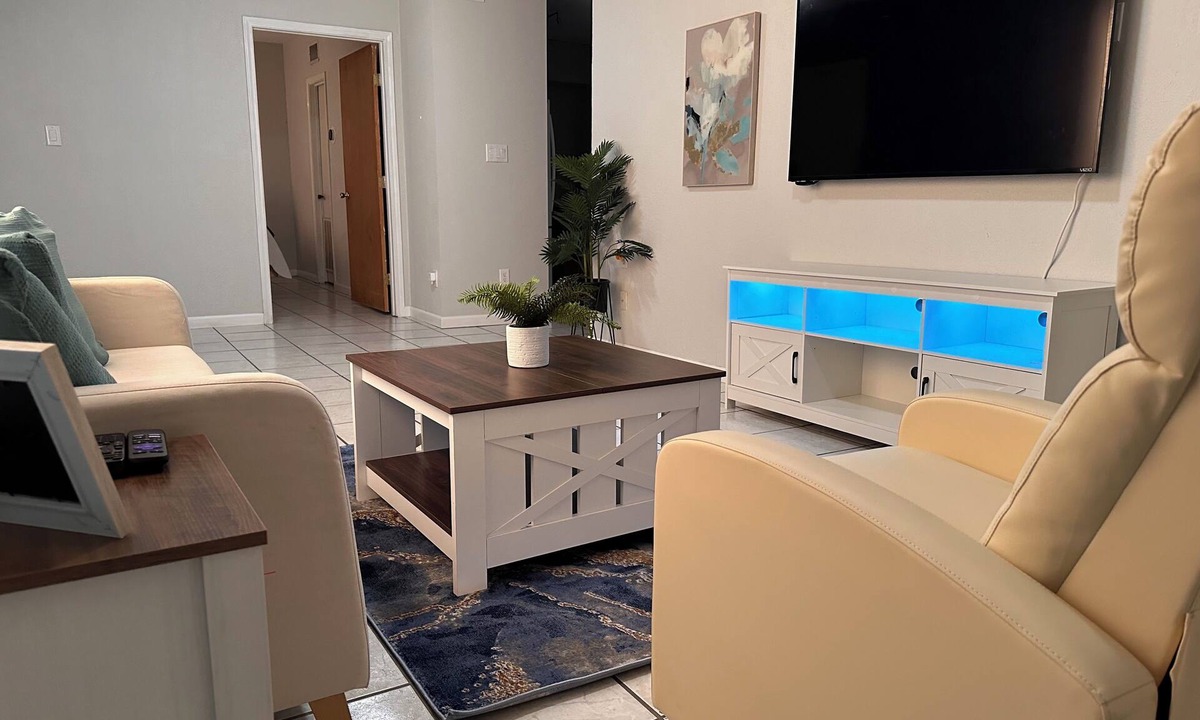 Eagle Pass Apartment | Eagle Stay 13- Eagle Pass