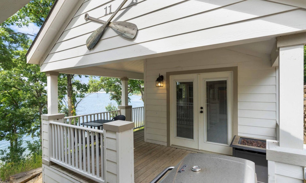 Sperry Cottage | Eagles Nest at CrossTimbers Marina