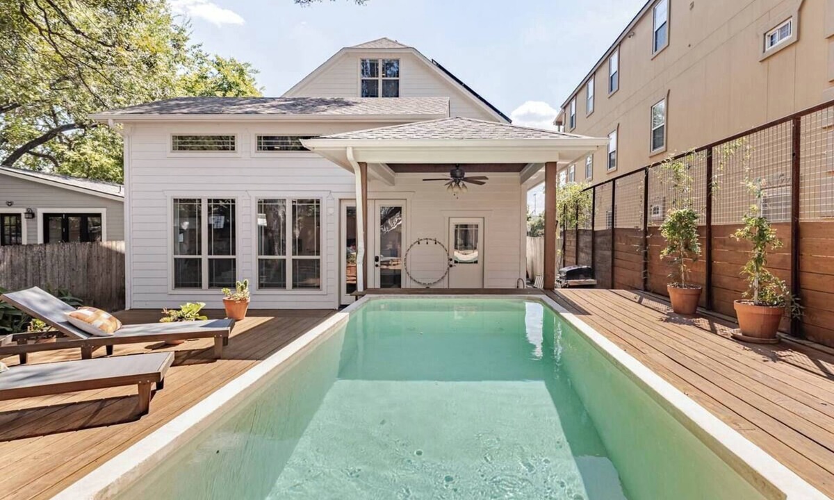 Holly House | East ATX Luxury Home + Saltwater Pool + Near Downtown + on Lady Bird Lake Trail