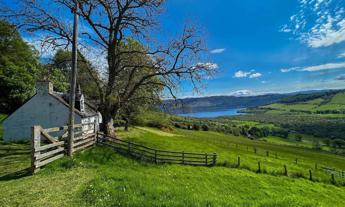 Lewiston House | East Balcraggan by Interhome