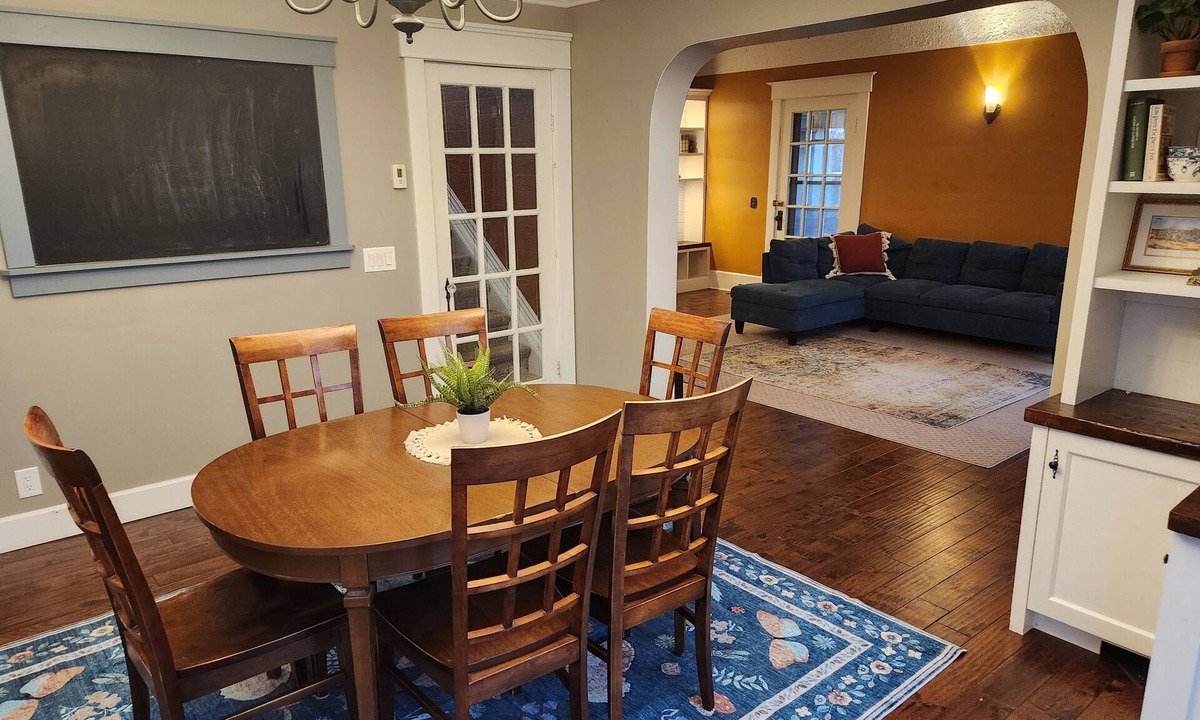 West Lincoln Other | East Court Acres