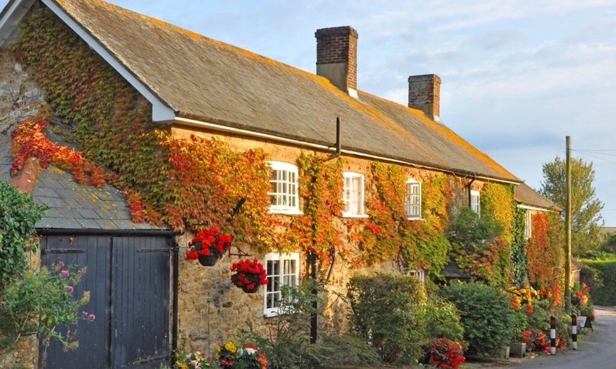 Abbotsbury Bed & Breakfast | East Farm House B&B