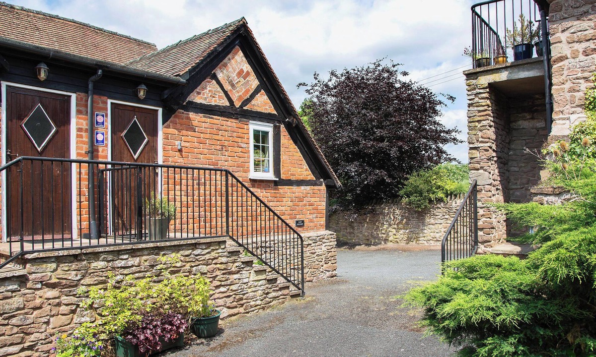 Leominster Cottage | East Granary - 28956