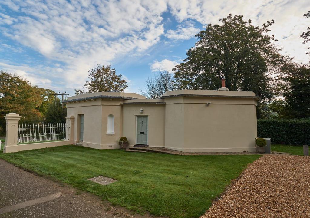 New Forest District House | East Lodge