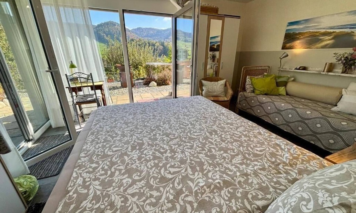 Zullwil Bed & Breakfast | East Side Doublebed + 1 Singlebed own Bathroom, morning sun Mountain & Pool View