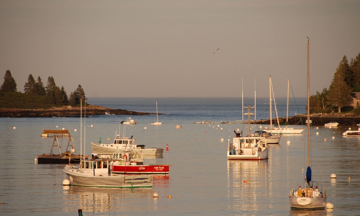 Tenants Harbor Hotel | East Wind Inn