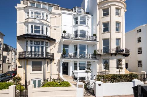 Seafront House | Eastcliff House