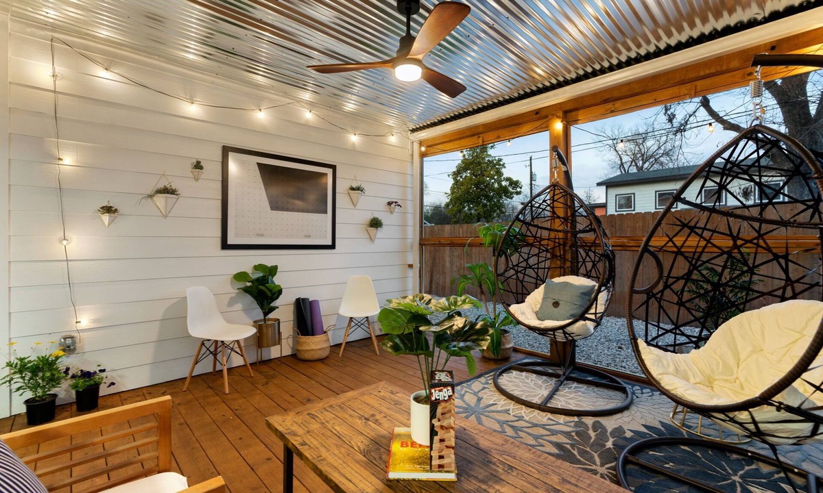 Govalle House | Easter Break Cozy Deck EV Charger Fire Pit