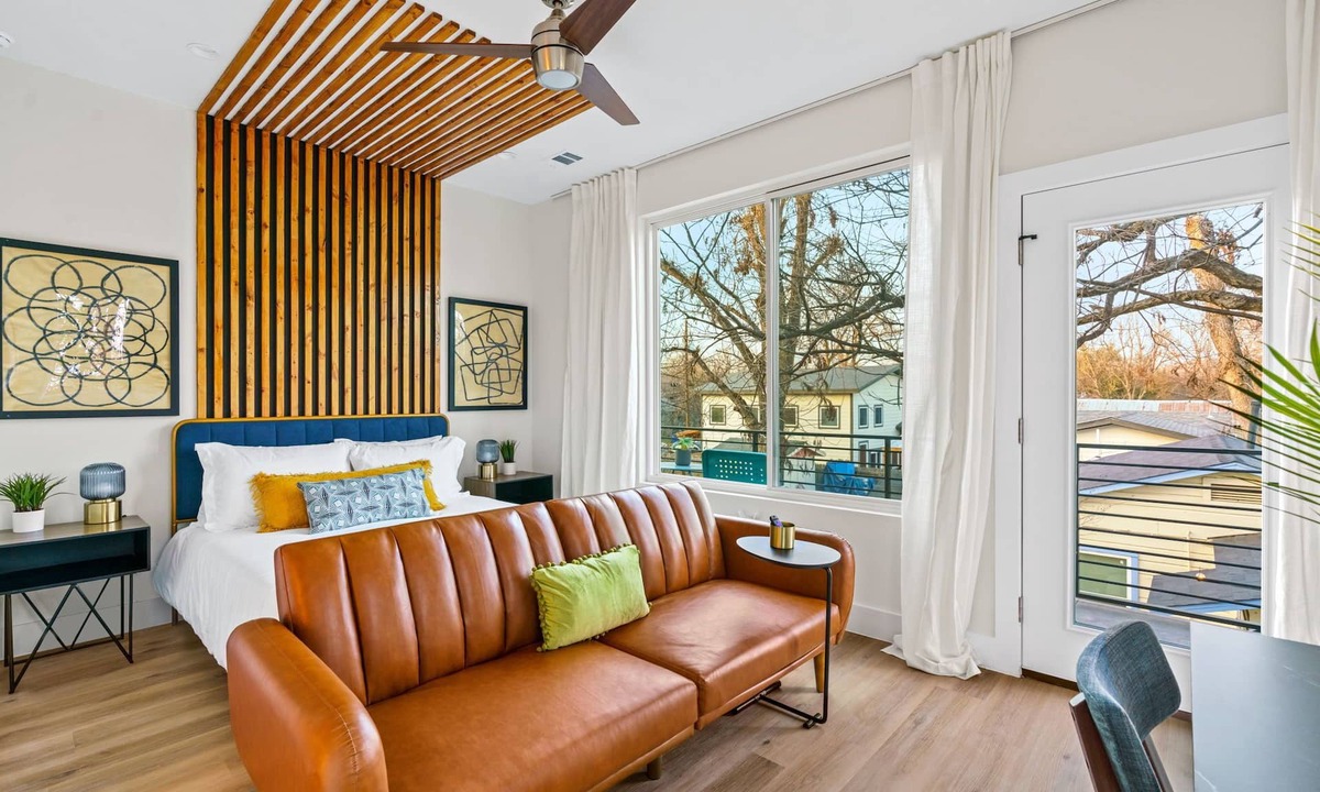 Govalle House | Easter Break · Fire Pit · WiFi + TV· Private Patio