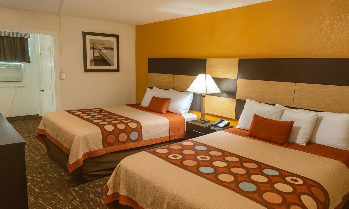 Buzzards Bay Hotel | Eastern Inn