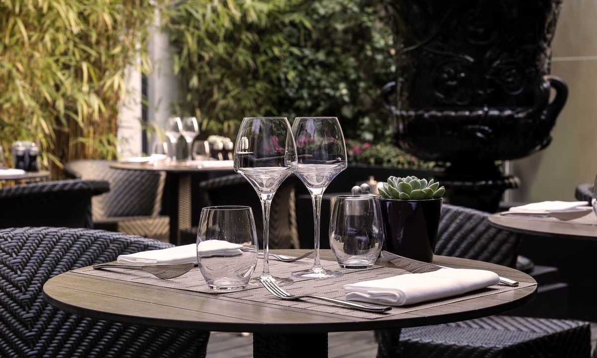 Paquis Navigation Hotel | Eastwest Hotel by Malone