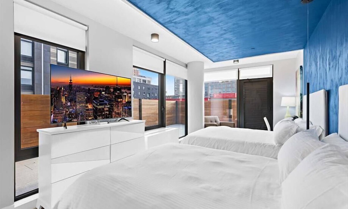 Port Morris Hotel | Easy access to I-87 Studio 2Q Bal BR | Kitchenette