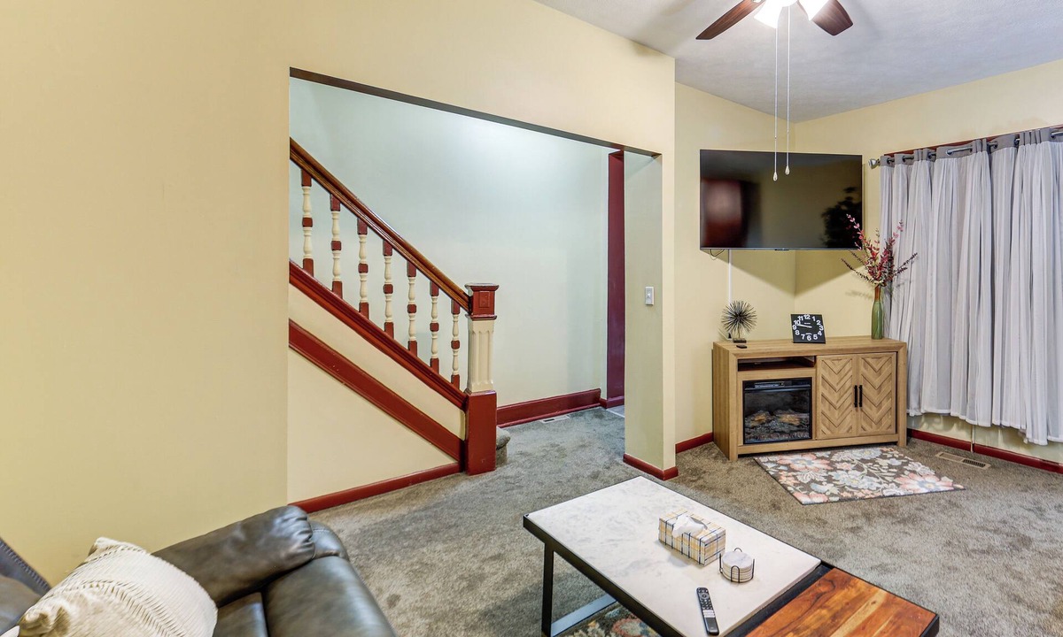 South Oakland House | Easy University & Hospital Access! Pittsburgh Home