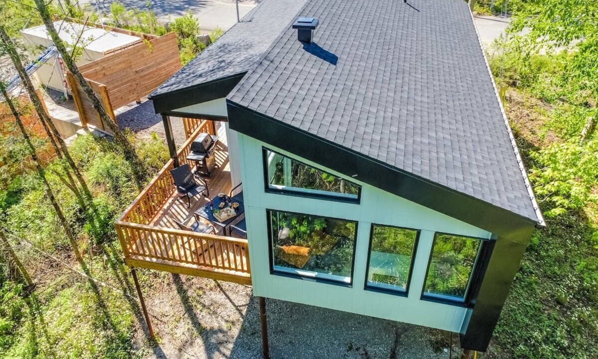 Pont-Rouge Ski Chalet | Eau Vive | Nature Escape near Québec City