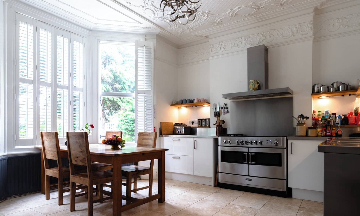 Catford Hostel | EBS London Stay