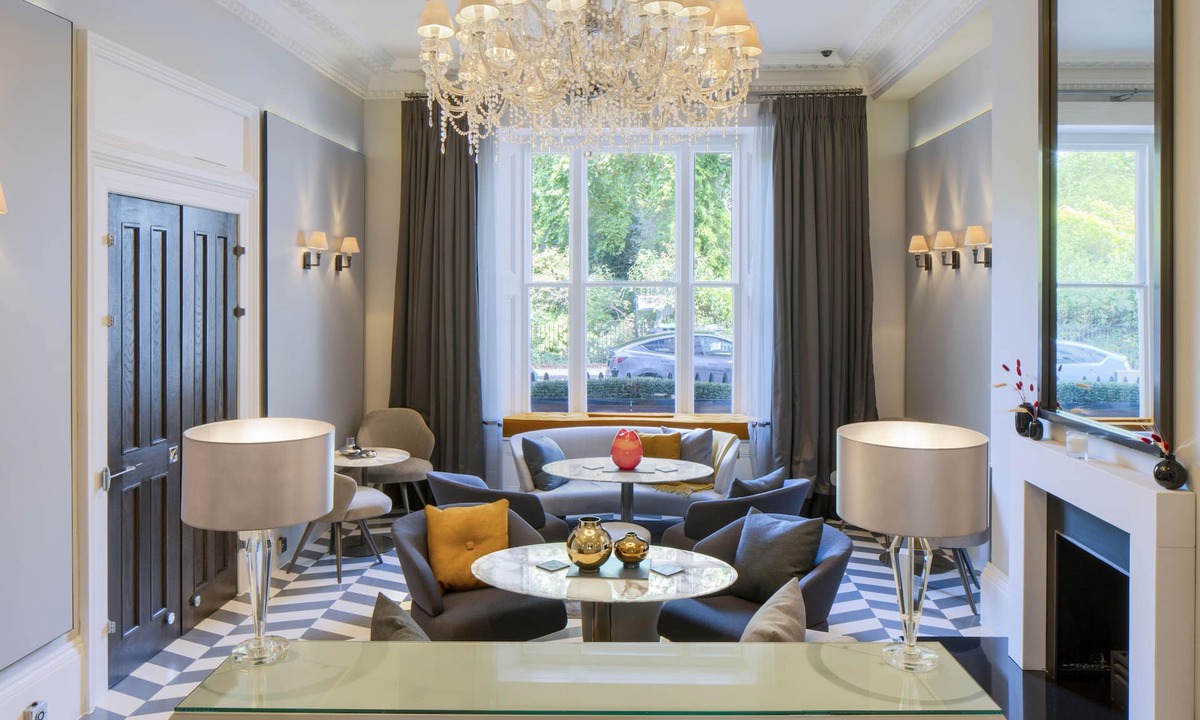 Warwick Hotel | Eccleston Square Hotel