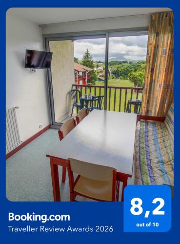 Souraide Apartment | ECHALAR Piscine Vue Montagnes