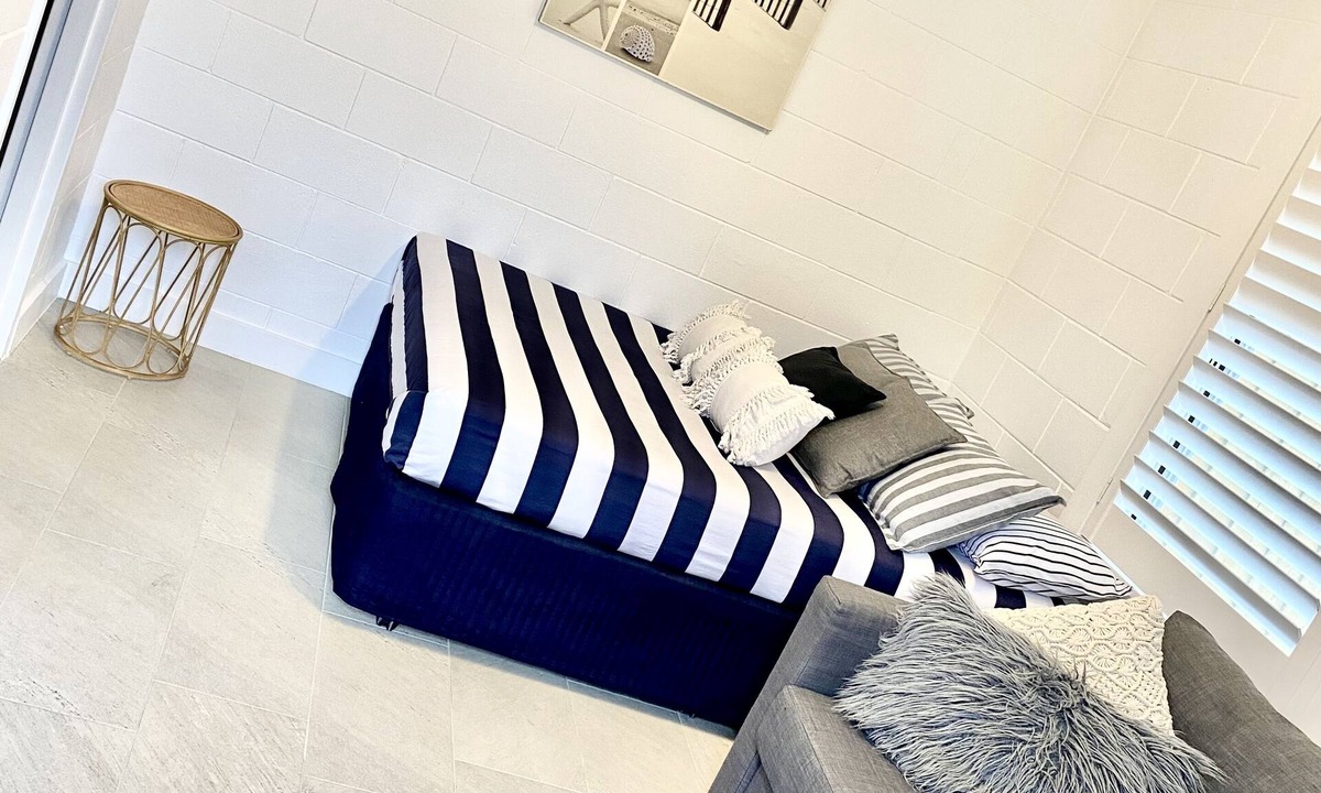 Loch Sport Apartment | EchidnaBlue