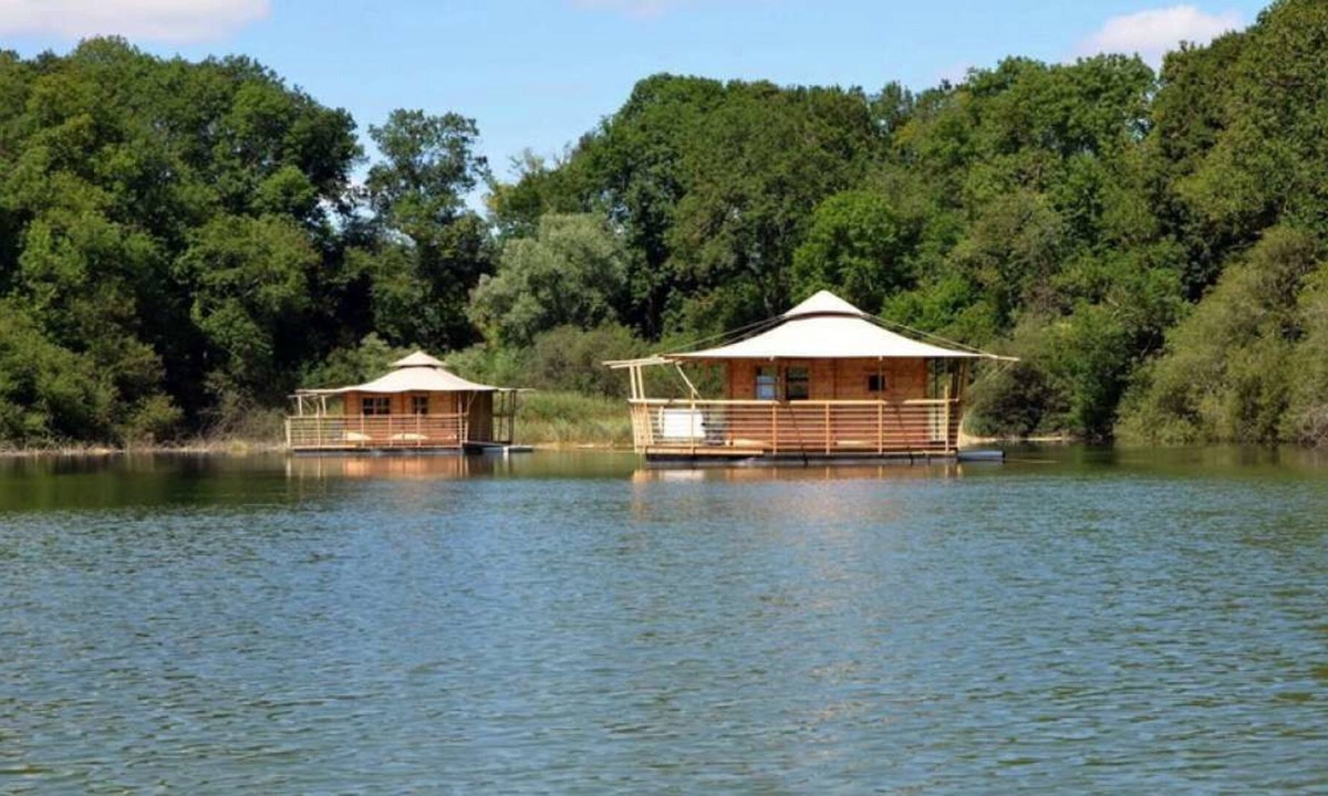 Louverne Hotel | Echologia Logements Insolites