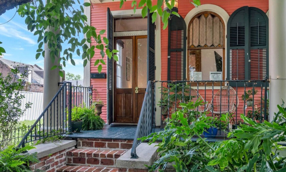 Treme House | Eclectic Duplex | Lovely Yard, Live Like a Local