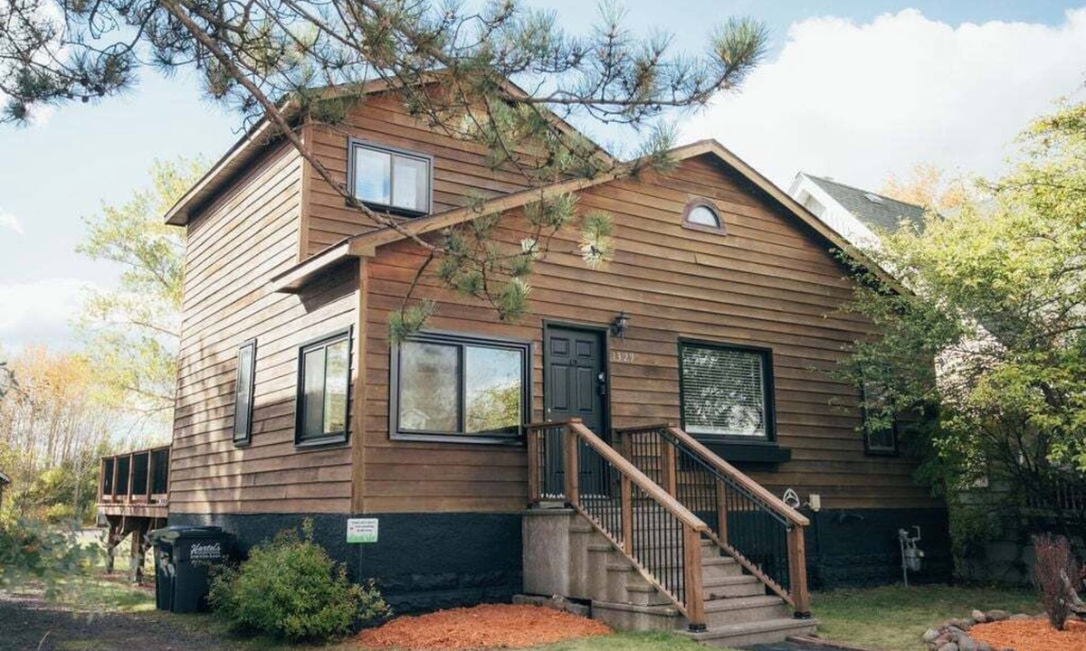 Park Point House | Eclectic Home w/Jacuzzi, Near Beach Access