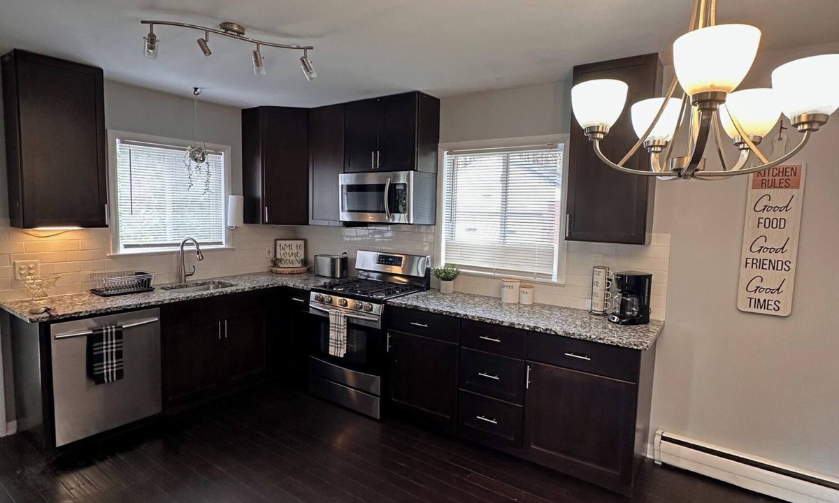 Rohrerstown House | Eclectic Mid-century Mod Enclave