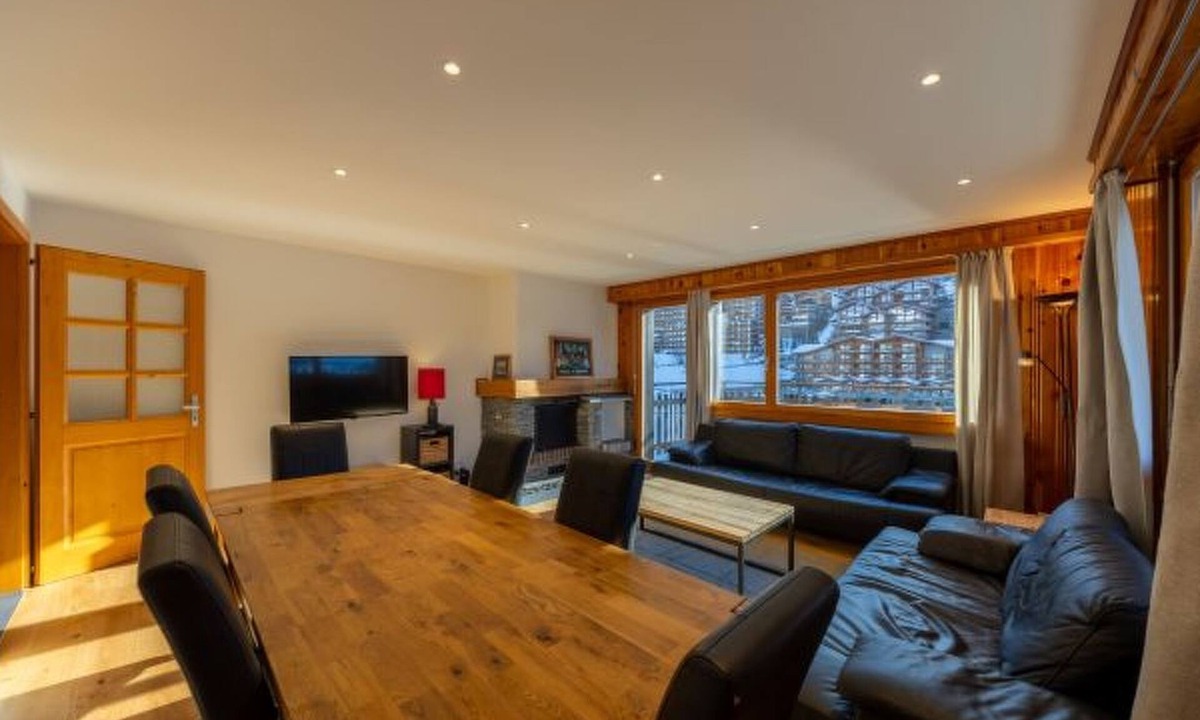 Saint-Pierre-de-Clages Apartment | Ecluses 15 - close to ski lift & centre - Nendaz by Interhome