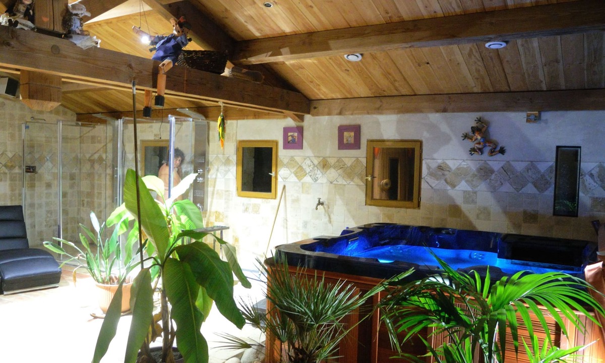 Lagorce House | Eco-Domaine & Spa Chambres d'hôtes