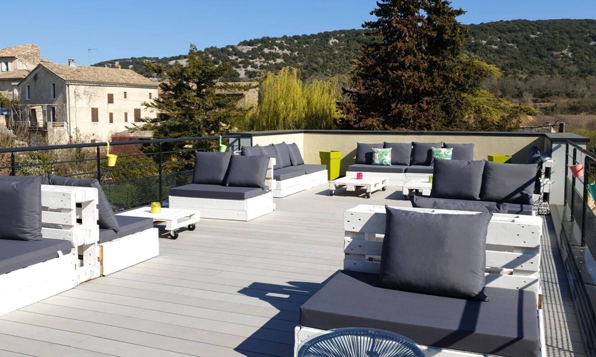 Saint-Andre-de-Roquepertuis House | Eco-friendly group gîte for 50 between the Ardèche and Cèze gorges