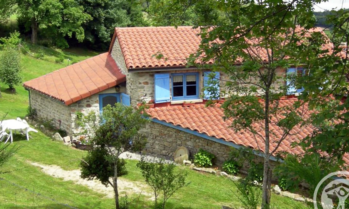 Chalmazel-Jeansagniere Cottage | Eco-friendly cottage for 6 near ski slopes in Chalmazel