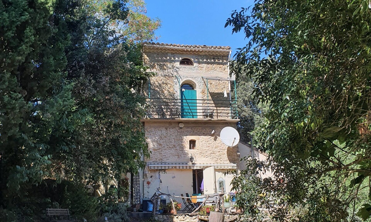 Autignac House | Eco-friendly Gîte with Private Pool, Terrace and Wi-Fi in Autignac
