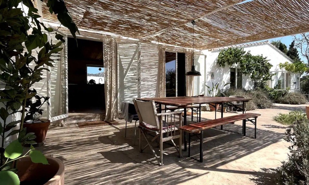 Torroella de Montgri Cottage | Eco house en la playa. Reserva natural Illes Medes