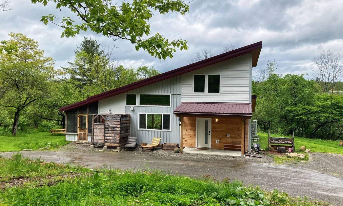 Ithaca House | Eco-Modern Home in Pine Forest Sanctuary