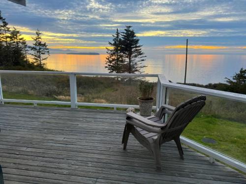 Port Townsend House | EcoBluff Retreat - Sunset & Water Views!