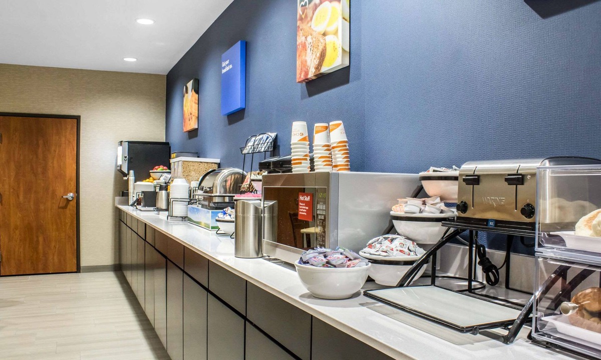 Ankeny Hotel | Econo Lodge Ankeny - Des Moines