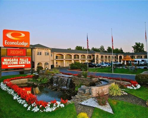 Niagara Falls Cabin | Econo Lodge at the Falls North