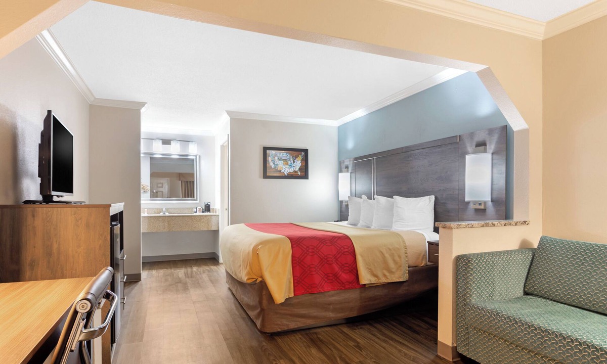 Byron Hotel | Econo Lodge Byron - Warner Robins